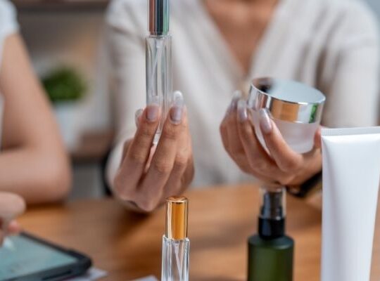 supplier presenting a product range in a retailer meeting, preparing for a 2026 listing